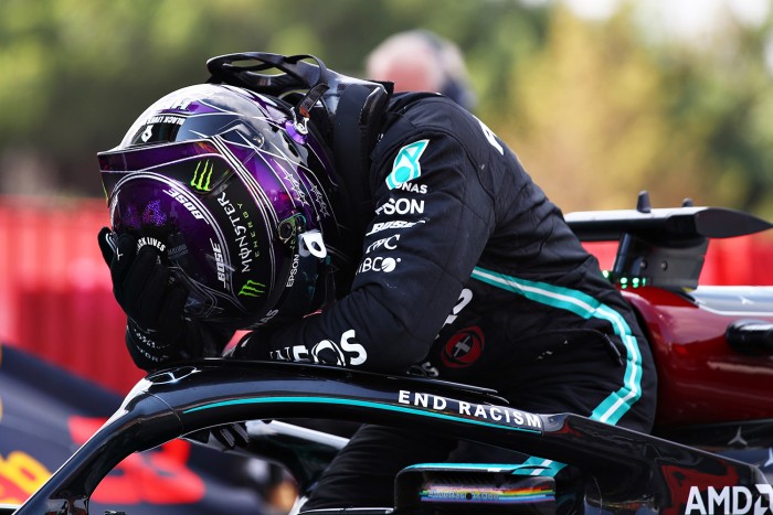 F1: Hamiltont pusztítónak nevezték