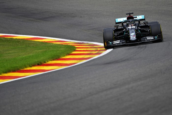 F1: Hamilton most tényleg tart Verstappentől 2