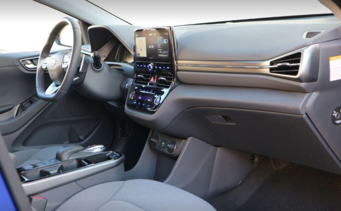 Tíz érv a villanyautózás mellett 10