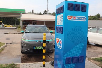 Újabb brutális áremelés a magyar villanyautósoknak