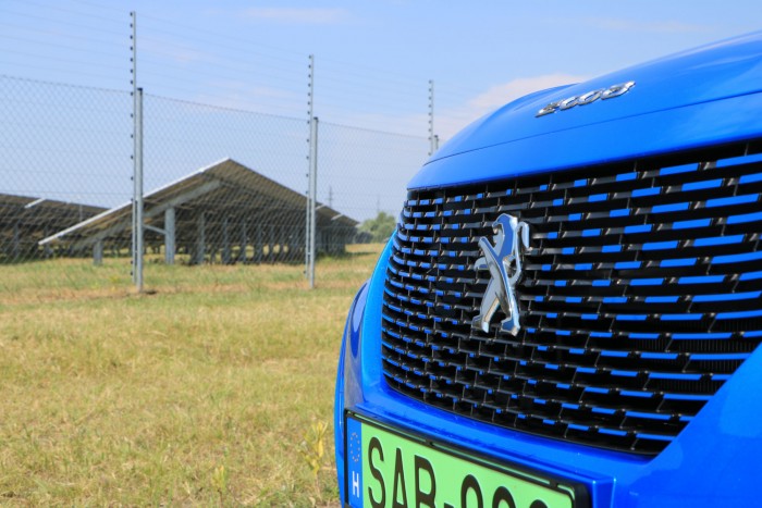Peugeot e-2008: Jól áll neki a villanymotor 8