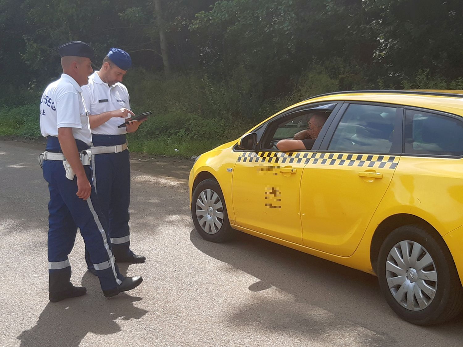 Minden harmadik autóst lekapcsoltak a Nógrád megyei razzián 2