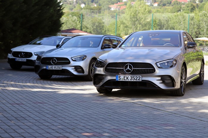 Hiába vagy csúcson, muszáj újat villantani – Mercedes E-osztály 2020 69 Hiába vagy csúcson, muszáj újat villantani – Mercedes E-osztály 2020 69