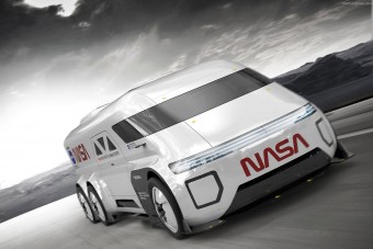 Egyedi furgont álmodtak az űrhajósoknak