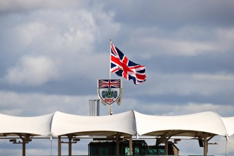 F1: Tüntetők próbálták megzavarni a Brit Nagydíjat