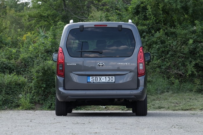 Francia autó Toyota-emblémával – Proace City Verso 82 Francia autó Toyota-emblémával – Proace City Verso 82