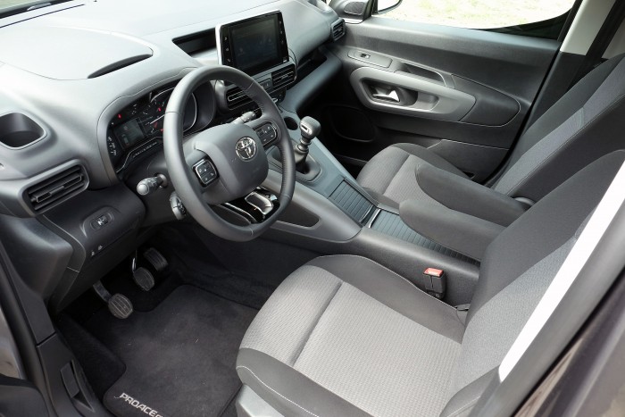 Francia autó Toyota-emblémával – Proace City Verso 74 Francia autó Toyota-emblémával – Proace City Verso 74