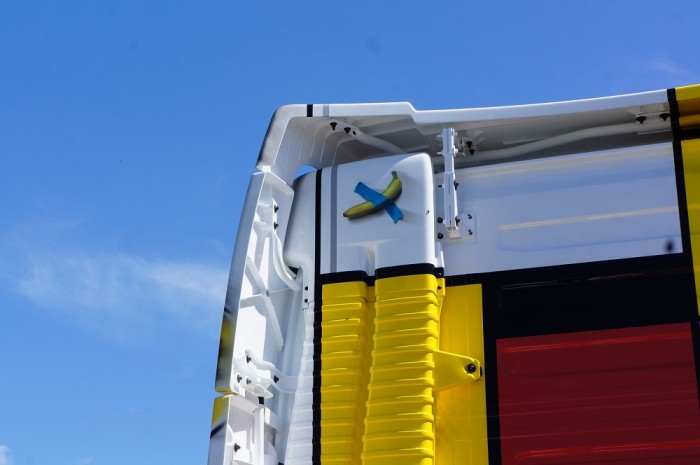 Fontos üzenet került erre a Volvo nyerges vontatóra 3