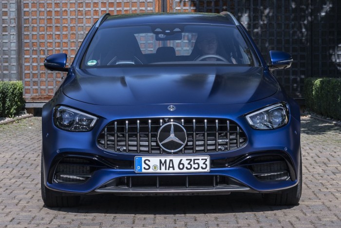 Egyszerre újult meg a Mercedes-AMG E-osztály teljes palettája