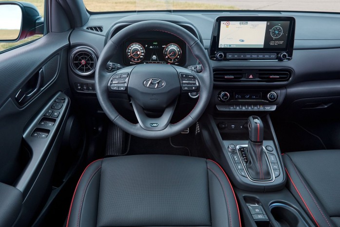 Megújult a Hyundai emelt hasú kisautója 7