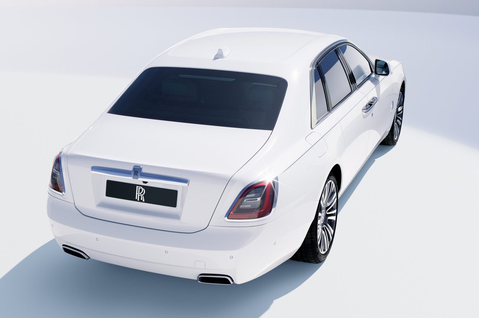 Rolls-Royce Ghost: mindene új, csak a dizájnja nem 7