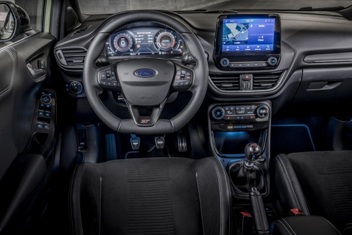 Váratlan típusából készített sportautót a Ford 7