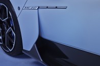 Gyönyörű szuperkupét mutatott be a Maserati 23