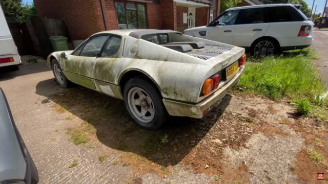 A szaúdi hercegé volt ez a csodás ritka Ferrari, de hagyták a szabad ég alatt lerohadni 3