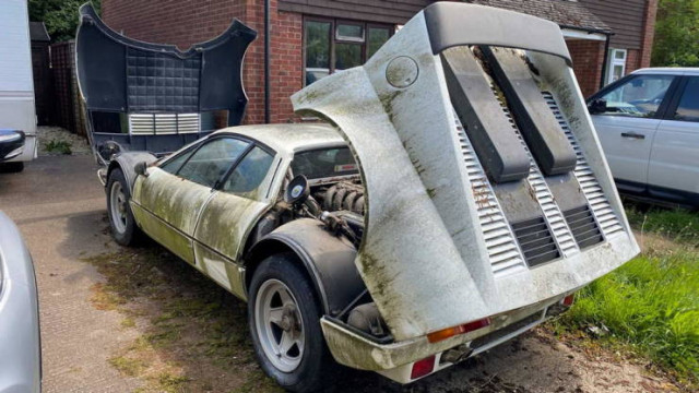 A szaúdi hercegé volt ez a csodás ritka Ferrari, de hagyták a szabad ég alatt lerohadni 2