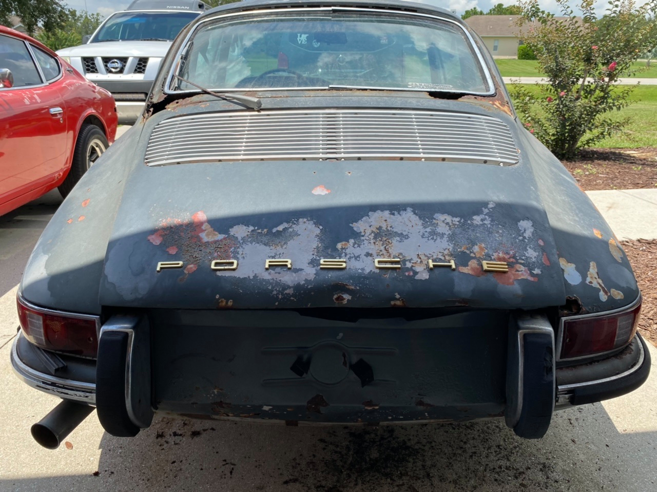 Ezt a kertben szétrohadt Porsche 911-est nem vasárban adták el 4