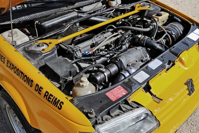 A terepralira készített Peugeot 405-ös nem jutott el az éles bevetésig 7