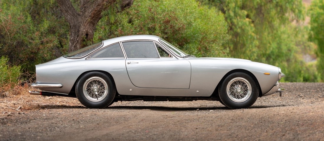 Az egyik utolsó 250-es Ferrari ez az ezüst Lusso