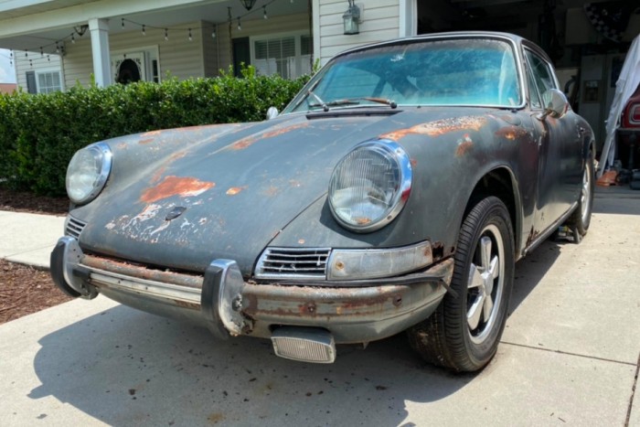 Ezt a kertben szétrohadt Porsche 911-est nem vasárban adták el 10 | Vezess Ezt a kertben szétrohadt Porsche 911-est nem vasárban adták el 10