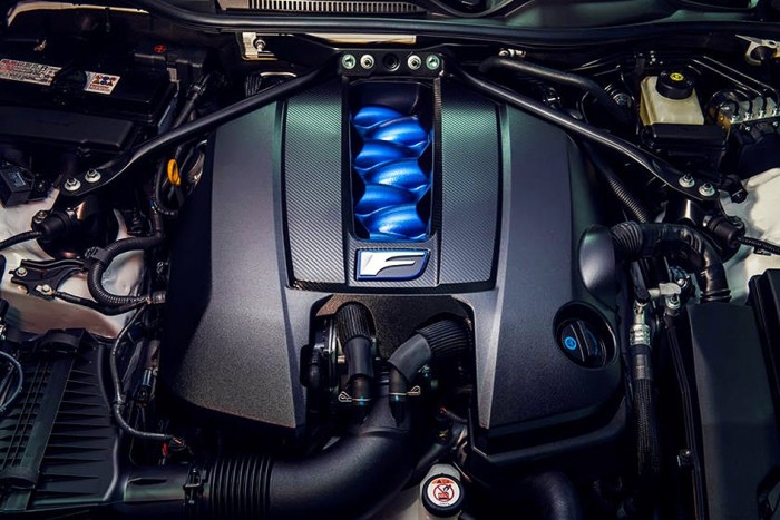 Szénszálas fékeket kap a legsportosabb Lexus 7 | Vezess Szénszálas fékeket kap a legsportosabb Lexus 7