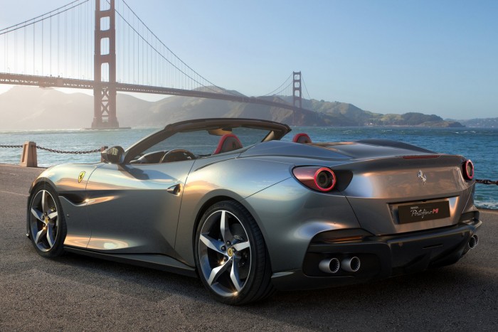 Már versenypályán is helytáll a Ferrari kabriója 1 Már versenypályán is helytáll a Ferrari kabriója 1