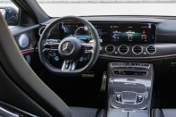Egyszerre újult meg a Mercedes-AMG E-osztály teljes palettája 68
