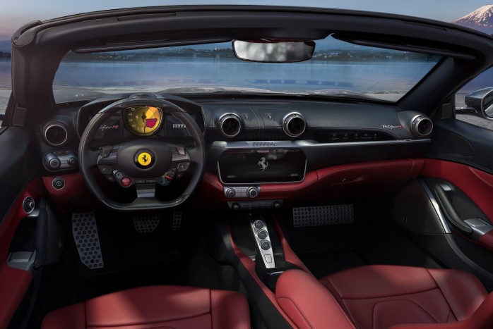 Már versenypályán is helytáll a Ferrari kabriója 6 | Vezess Már versenypályán is helytáll a Ferrari kabriója 6