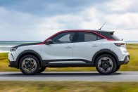 Belső égésű motorokat is kap az Opel Mokka 13