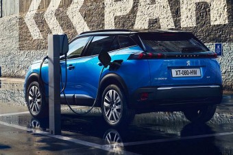 Nem gyárt már autót villanymotor nélkül a Peugeot?