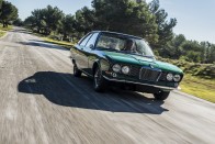 Mesés ritkaság az olasz Jaguar 420 kupé 19