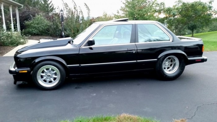 Kegyetlen bestiát építettek ebből az E30-as BMW-ből 3