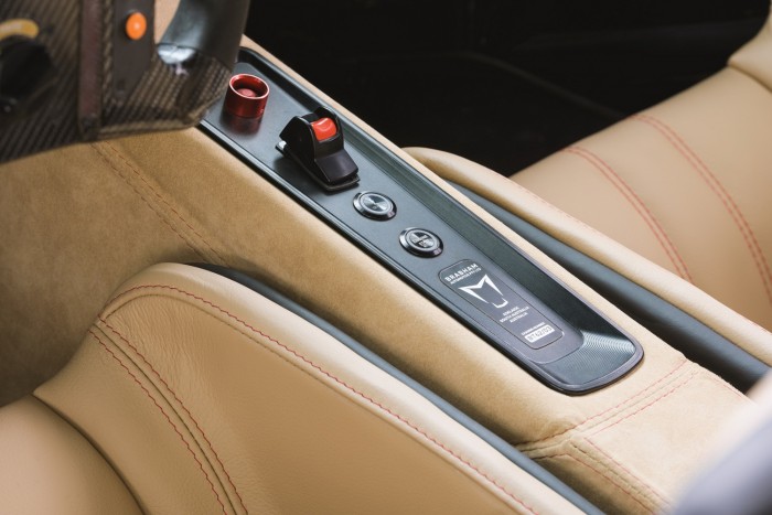 Utcára eresztik a 700 lóerős Brabham BT62-est 7