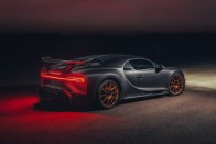 1 milliárdnyi 1500 lóerős Bugatti a levegőben 26