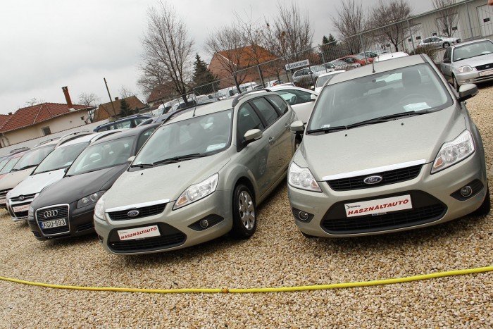 Ennyivel esett vissza nyáron a hazai autópiac