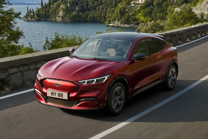 Ez az autó megmondja, mikor mit kell tenned