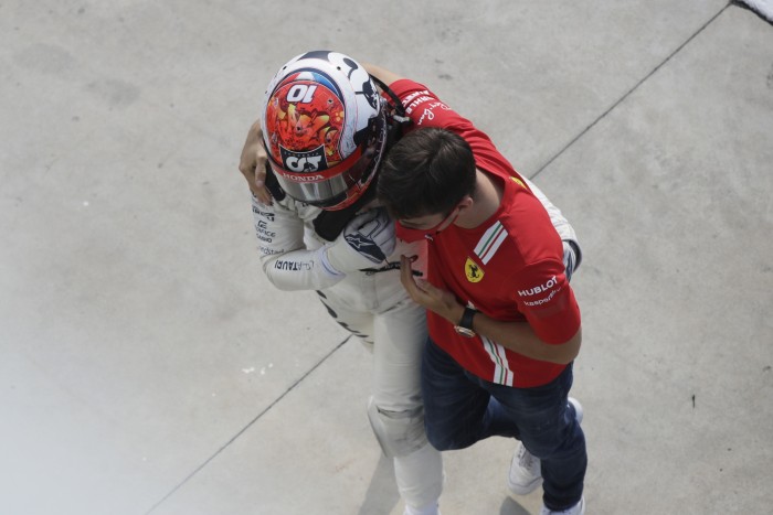 F1: Ezért dobta el Leclerc a Ferrarit Monzában 3 | Vezess F1: Ezért dobta el Leclerc a Ferrarit Monzában 3