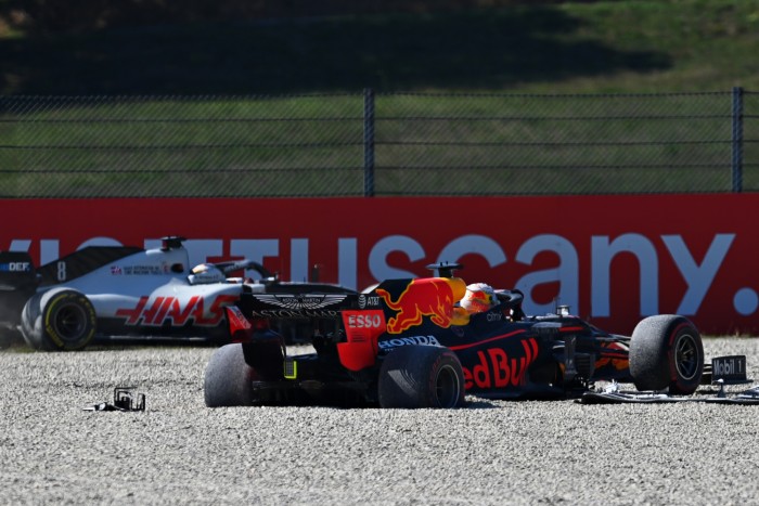 F1: Motorja miatt került tömegbalesetbe Verstappen 1