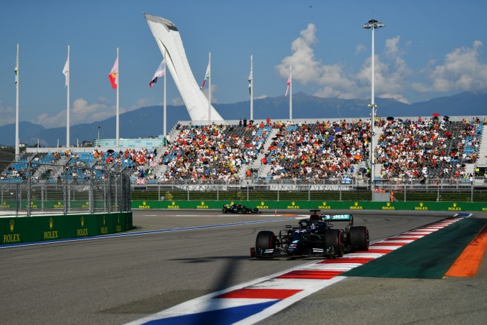 F1: A Mercedes főnöke sem ért egyet Hamilton büntetésével 2