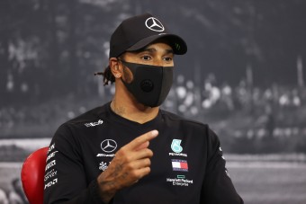 Hamilton: Üssenek csak, visszaütünk!