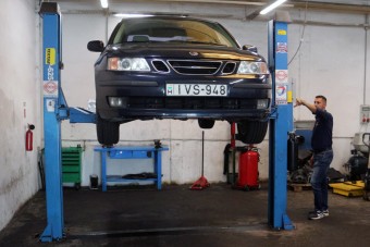 Videó: egy olcsó és menő használt autó, egymillióból