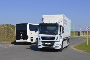 Ritkaság számba menő teherautó járt Magyarországon