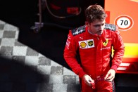 F1: Leclerc félt Vetteltől 2