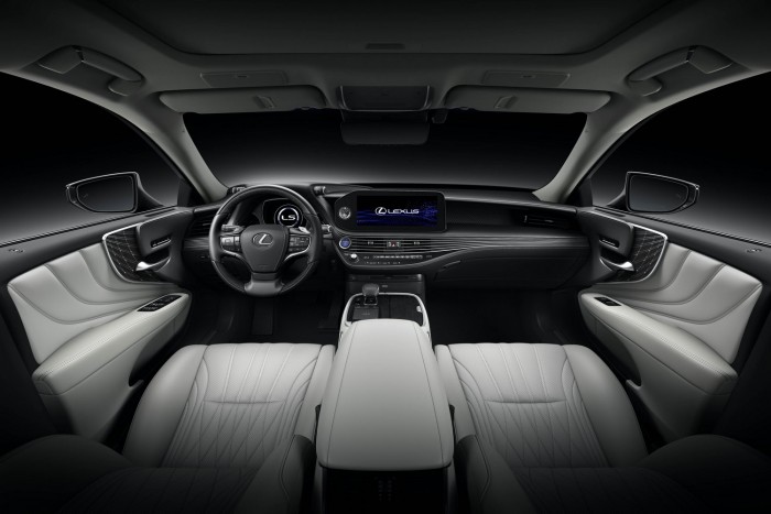 Finomabb lett, alig változott a Lexus LS 9