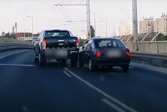 Dávid és Góliát harcolt az M3-kivezetőn Budapesten