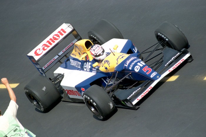 Vettel bajnoki F1-es autót vásárolt