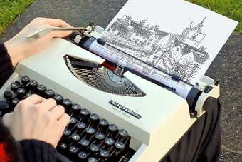 Csodás képeket rajzol ez az írógép