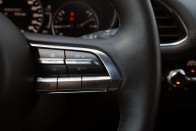 150 lóerős középút – Mazda3 G150 teszt 69