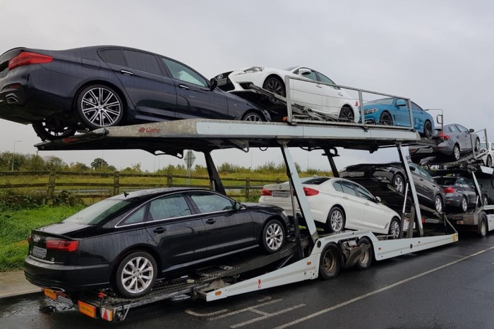 Több mint 170 autót foglaltak le pénzmosás miatt az ír rendőrök