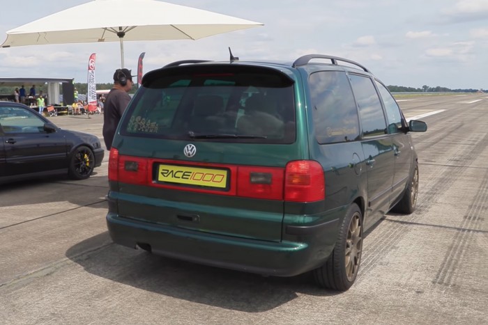 Igazi pusztító a 700 lóerős családi kisbusz