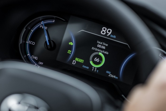 Rekordokat dönt a legújabb hibrid terepjáró 8